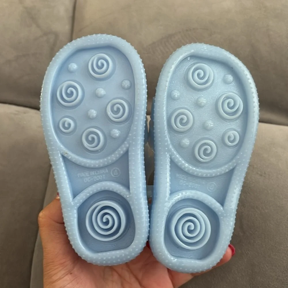 Trumpette Light Blue Toddler Jelly Shoes size 4